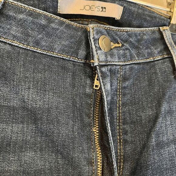 Joe's Jeans High Rise Cuff Crop Jeans Dark Medium Wash Size 32 - Picture 6 of 14